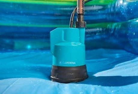 GARDENA 2000/2 BATTERY SUBMERSIBLE PUMP FOR CLEAN WATER