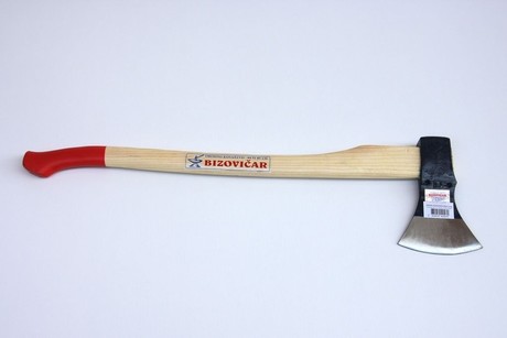 WIDE FORESTRY AXE 1,5kg WITH 80cm HANDLE